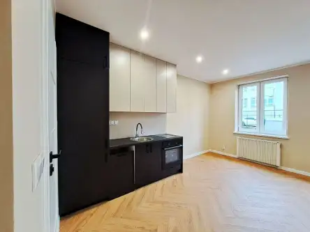 Żyrardów ,  Ludwika Waryńskiego   2