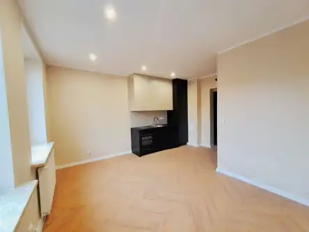 Żyrardów ,  Ludwika Waryńskiego   2