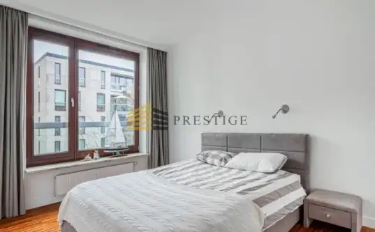 Warszawa ,  Leszczyńska   4