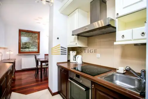 Warszawa ,  Aleja Jana Chrystiana Szucha   5