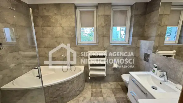 Gdynia ,  Przebendowskich   9