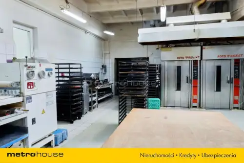 Zielona Góra ,  Naftowa   4