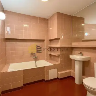 Warszawa ,  Szpitalna   6