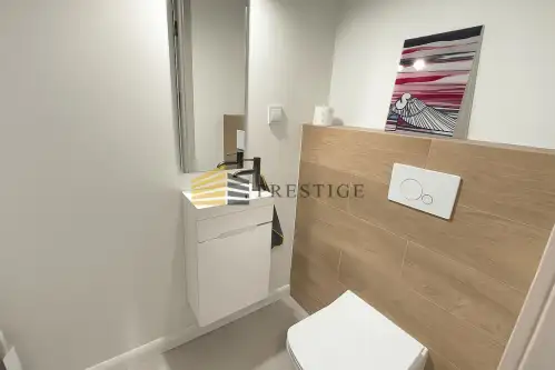 Warszawa ,  Jana Nowaka-Jeziorańskiego   13