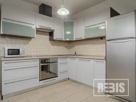 Kraków ,  Profesora Michała Bobrzyńskiego   4