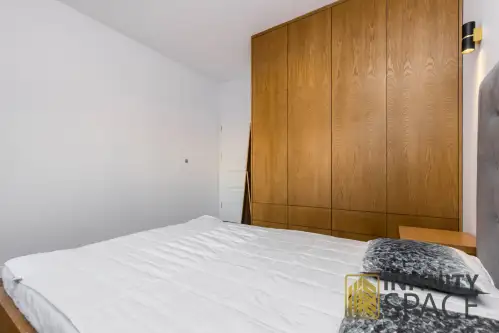 Warszawa ,  Jana Kazimierza   10