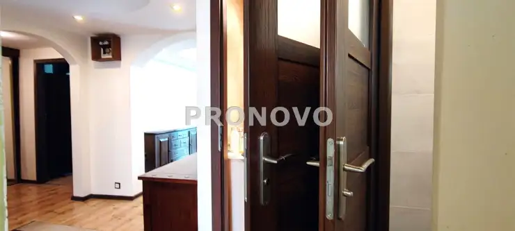 Szczecin ,  Brązowa   10