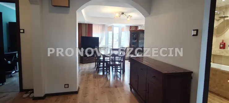 Szczecin ,  Brązowa   31