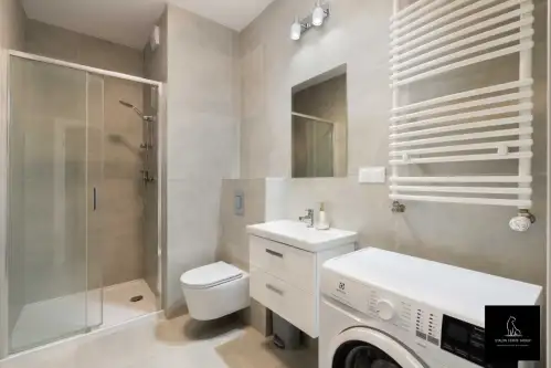 Poznań ,  Maksymiliana Jackowskiego   6