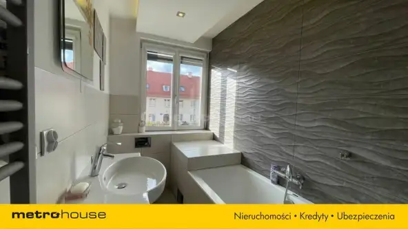 Toruń ,  Żeromskiego   4