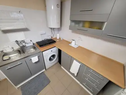 Kraków ,  Leśna   4