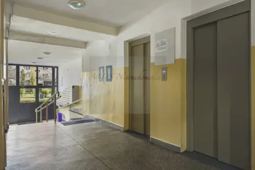 Warszawa ,  Krasnobrodzka   17