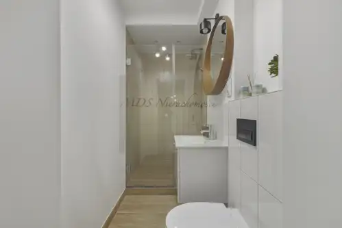 Warszawa ,  Krasnobrodzka   8