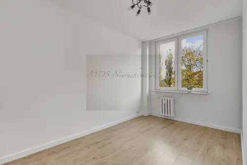 Warszawa ,  Krasnobrodzka   11