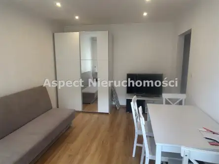 Białystok ,  Broniewskiego   9