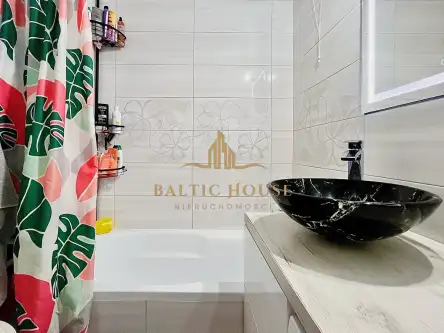 Gdynia ,  Janowska   8