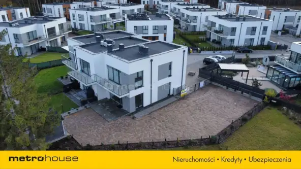 Ustka ,  Uzdrowiskowa   4