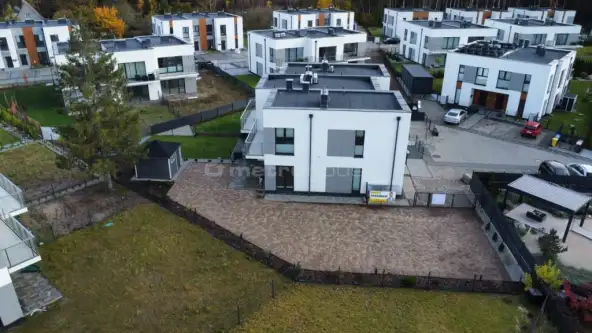 Ustka ,  Uzdrowiskowa   6