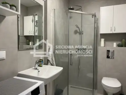 Gdynia ,  Kmdr. Mieszkowskiego   11