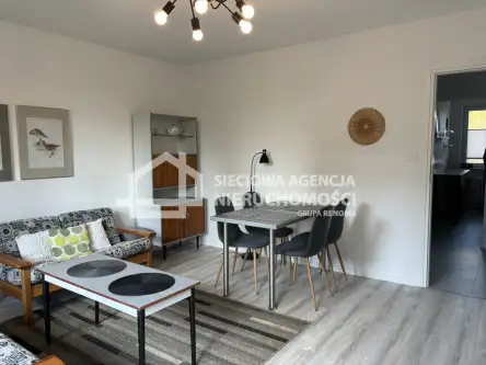 Gdynia ,  Kmdr. Mieszkowskiego   4