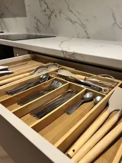 Skierniewice ,  Armii Krajowej   3