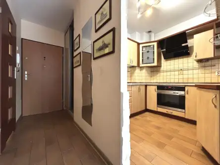 Gdynia ,  Modrzewiowa   8