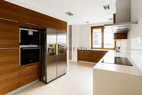 Warszawa ,  Granitowa   4