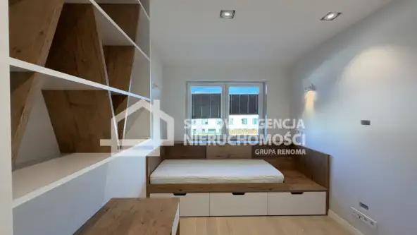 Gdynia ,  Kameralna   10