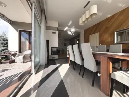 Rumia ,  Wąska   15