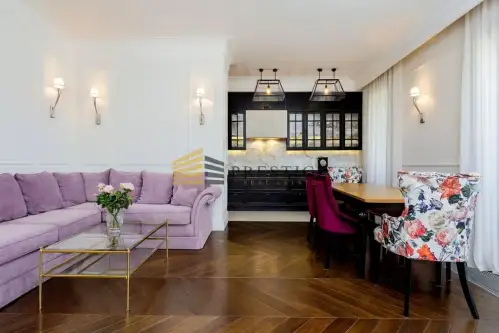 Warszawa ,  Piękna   3