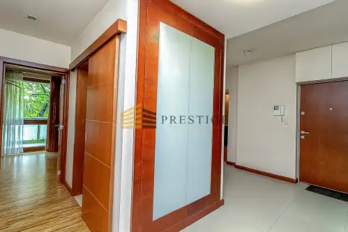 Warszawa ,  Dobra   10