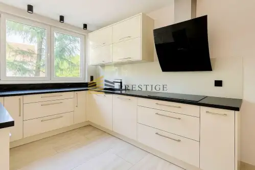 Warszawa ,  Macedońska   4