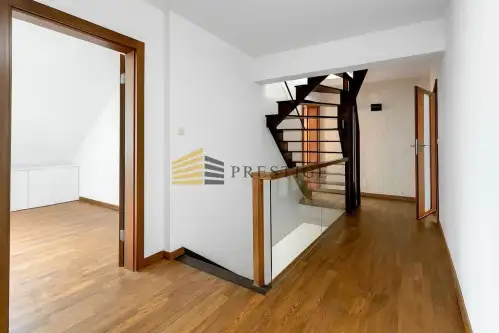 Warszawa ,  Macedońska   9