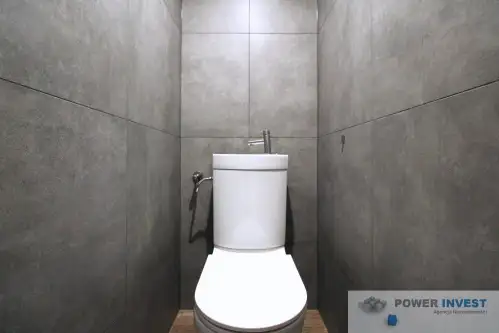 Kraków ,  Powstańców   6