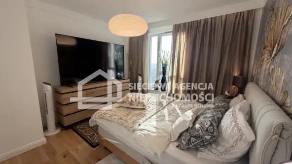 Gdynia ,  Kazimierza Górskiego   7