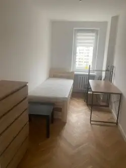 Warszawa ,  Grójecka   4