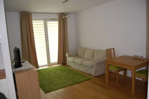 Warszawa ,  Postępu   5