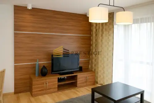 Warszawa ,  Giełdowa   2