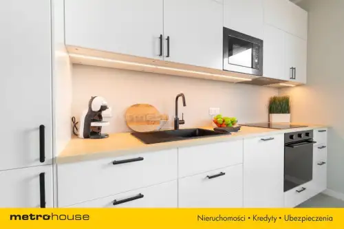 Katowice ,  Korfantego   19