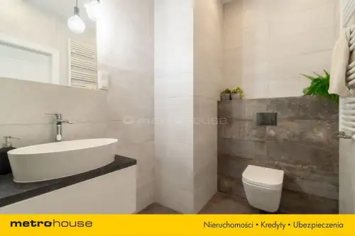 Katowice ,  Korfantego   9