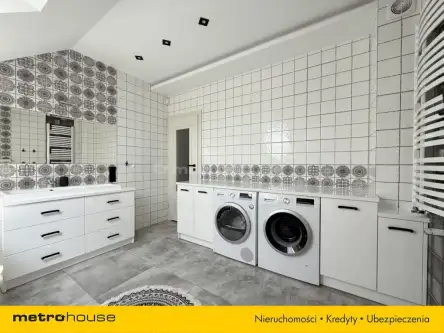 Warka ,  Dereniowa   9