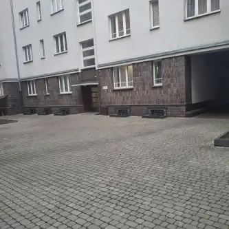 Warszawa ,  Poznańska   9