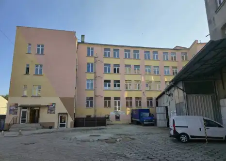 Brzeg ,  Łokietka   8