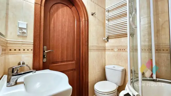 Giżycko ,  Królowej Jadwigi   18