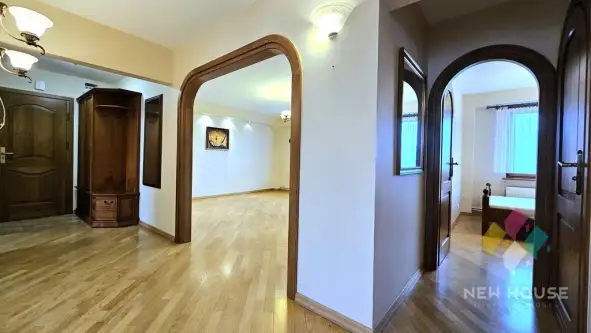 Giżycko ,  Królowej Jadwigi   9