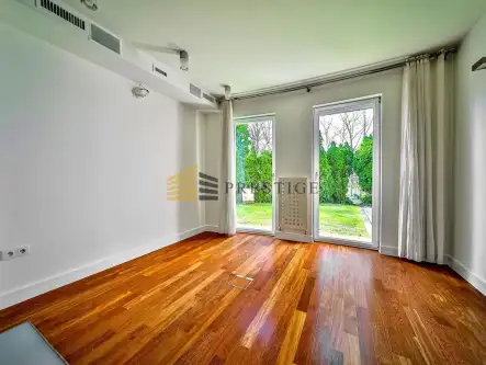 Warszawa ,  Zbyszka Cybulskiego   15