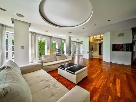 Warszawa ,  Zbyszka Cybulskiego   6