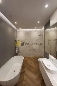 Warszawa ,  Białego Dębu   7