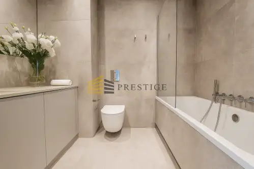 Warszawa ,  Domaniewska   10