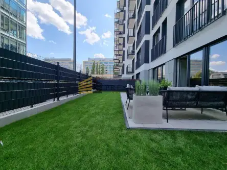 Warszawa ,  Domaniewska   19